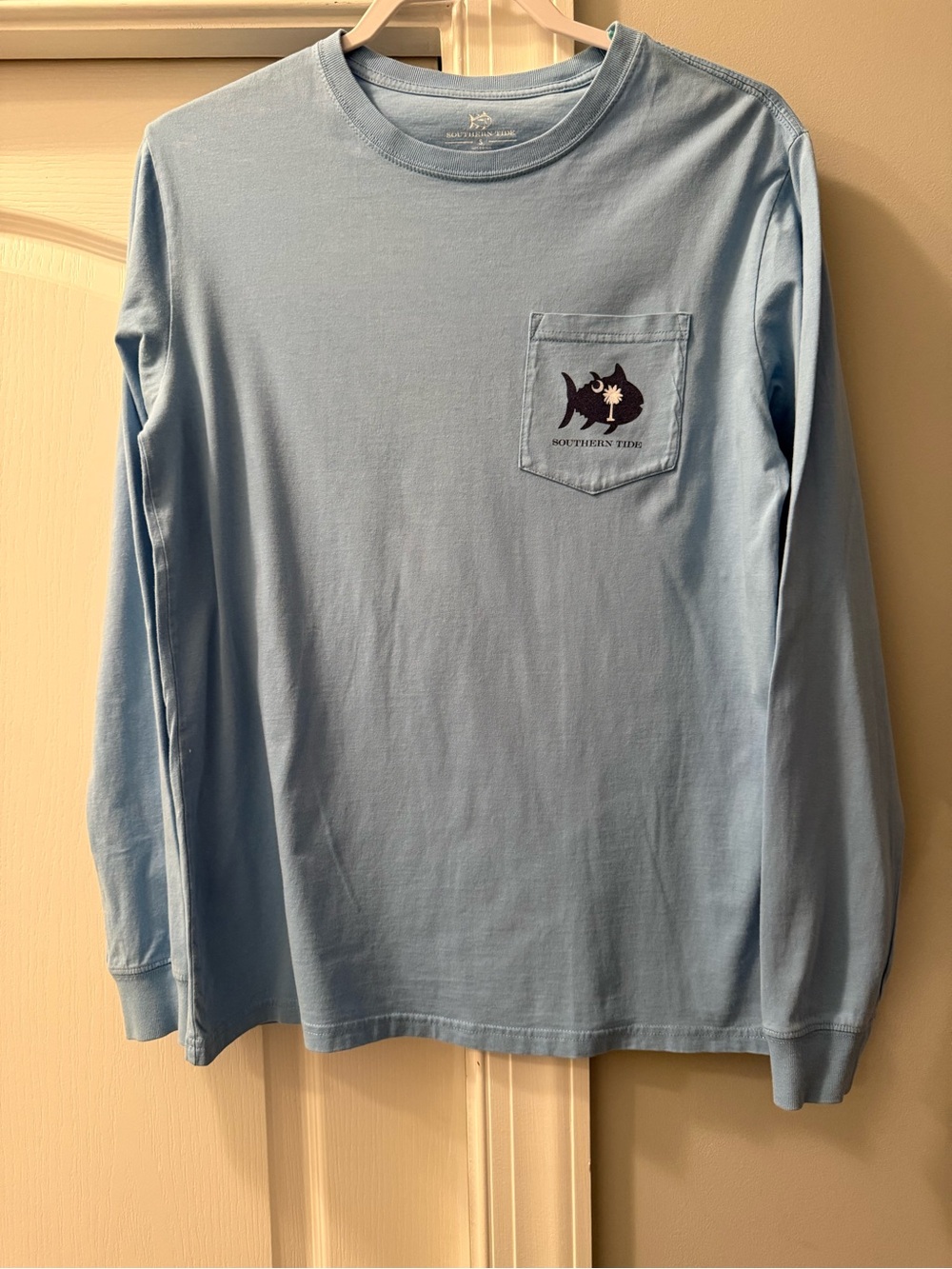 Men’s Southern Tide Light Blue Long Sleeve Pocket Tee with Fish Logo